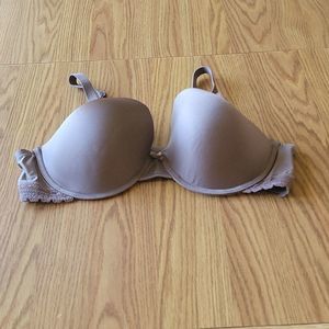 Felina bra size 38D color purple lavender